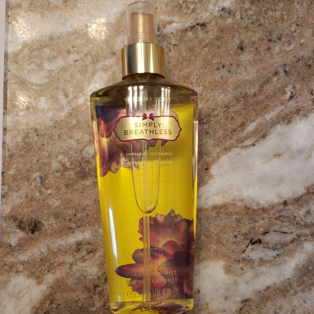 Victoria's Secret Simply Breathless fragrance mist